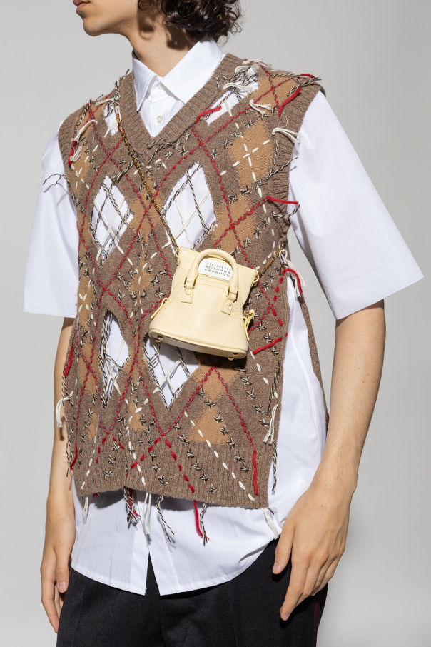 【MAISON MARGIELA】5AC classique baby SHOULDER BAGS 5AC CLASSIQUE BABY BAG IN BLACK, SS23 - Zambesi Store